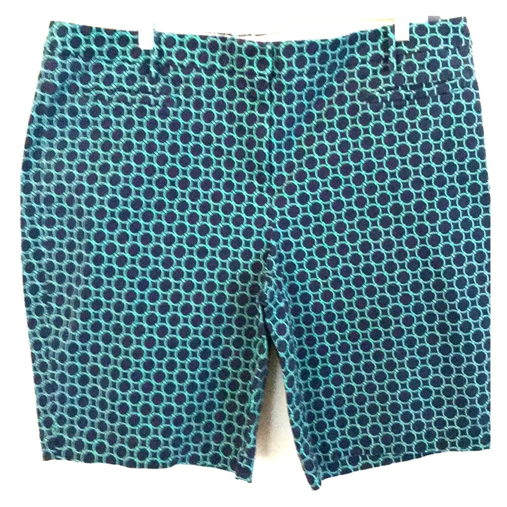Land’s End mid rise shorts